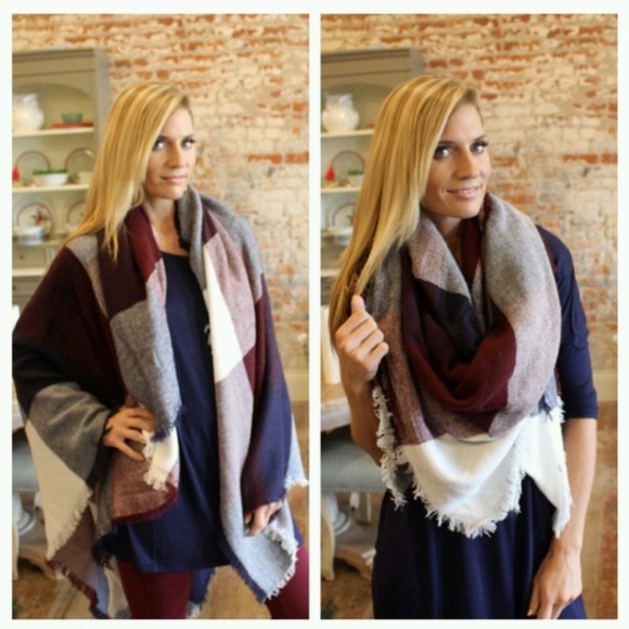 Blanket Scarf Maroon,  Navy & white - Picture 2 of 2