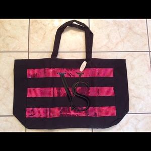 ❤️Victoria's Secret Tote with Sequin Stripes❤️