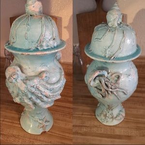 Turquoise ocean urn Tuscany italy Fortuna