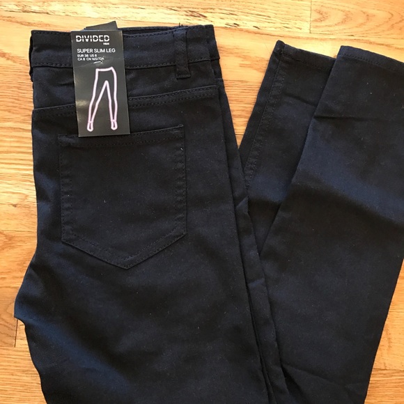 H&M Divided Super Slim Leg Pant