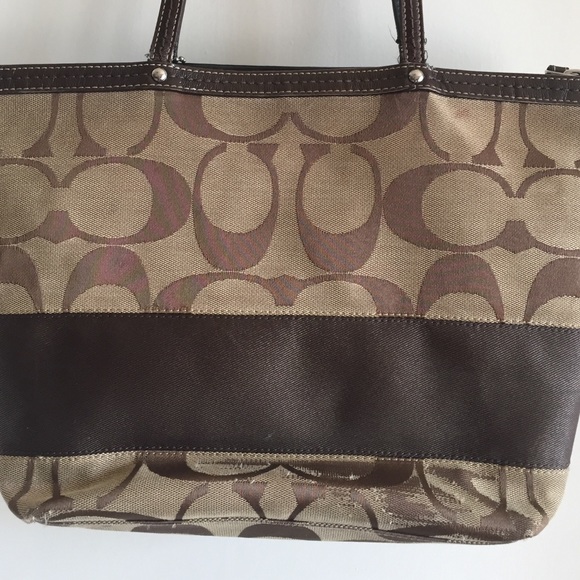 100% authentic Coach bag 💕💕💕 - Picture 2 of 4