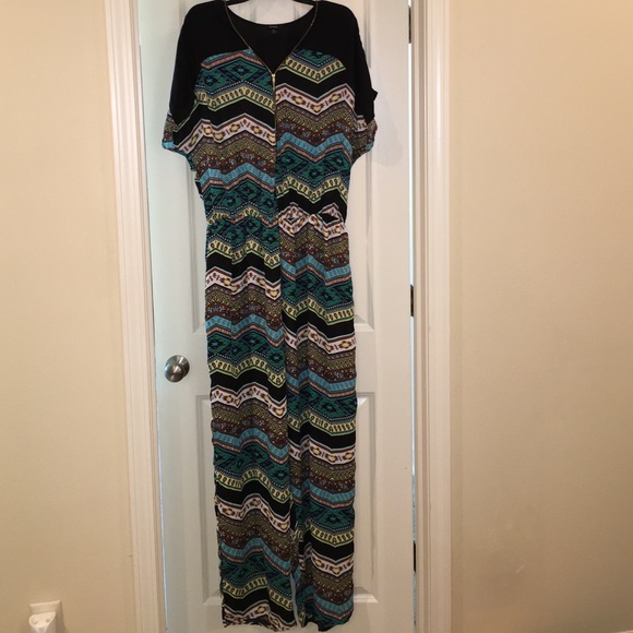 Jumpsuit with Gold zipper detailing - Picture 1 of 4