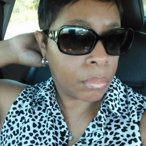 Meet your Posher, Sheyla