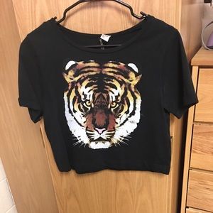 Black shirt with a tiger on the front
