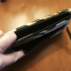 Kathy Van Zeeland Bags - Large animal print wristlet NEW Kathy Van Zeeland Bags - Large animal print wristlet NEW