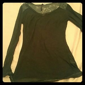 Light long sleeve shirt