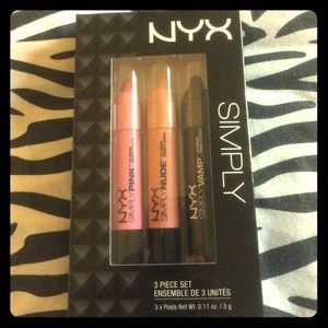 NYX set of 3 lip cream set