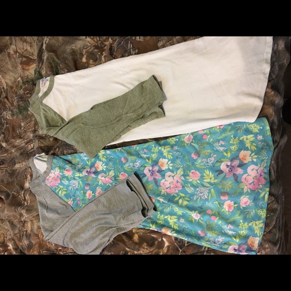 1 floral size large Randy