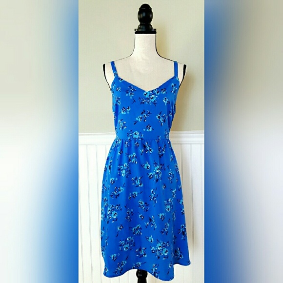 NWOT Ann Taylor Loft Flowy Blue Floral Print Dress