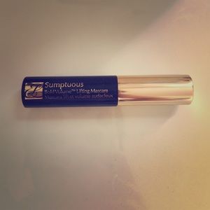 Bold volume lifting mascara, brand new