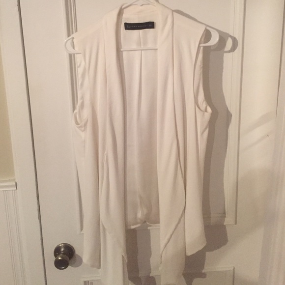 ZARA WHITE VEST - Picture 1 of 3