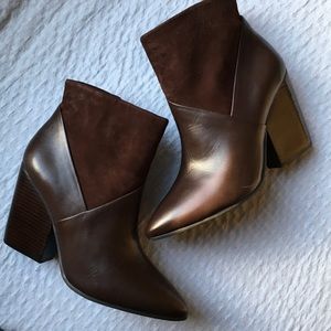NWT Vince Camuto Raylan Bootie Heels
