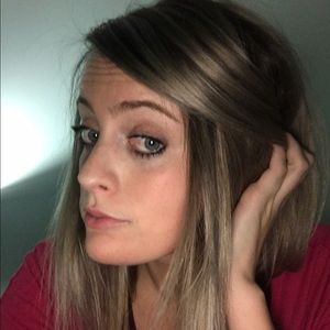 Meet your Posher, Bailey