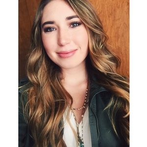 Meet your Posher, Karisa