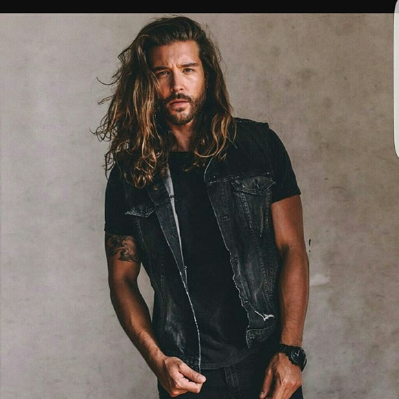 Meet your Posher, Tyler - Picture 1 of 1