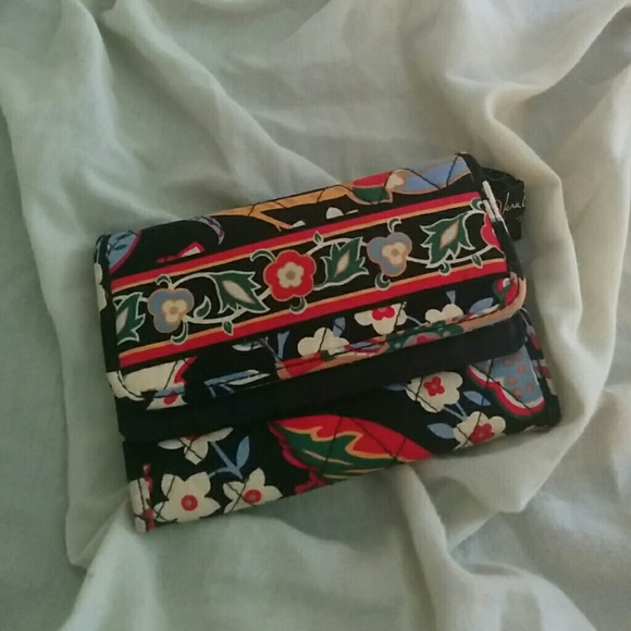 Vera Bradley Euro Wallet in Versailles