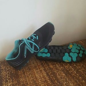 New Balance minimus Vibram shoe