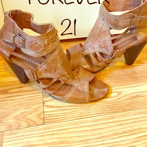 Brown Open Toed Mid Heel Bohemian Style