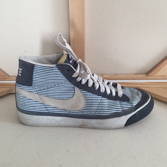 WhOaH!!! Retro blazers!!!