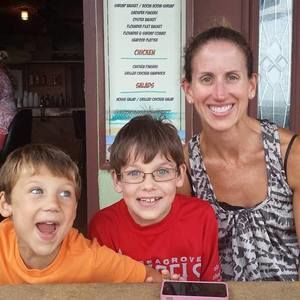 Meet your Posher, Lynn