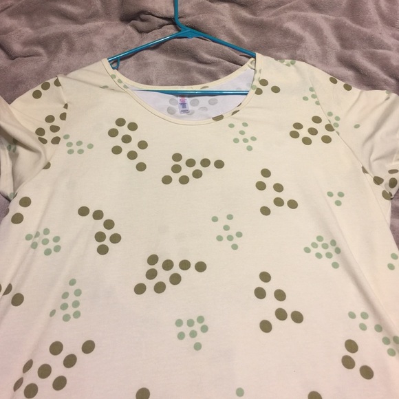 Lularoe shirt