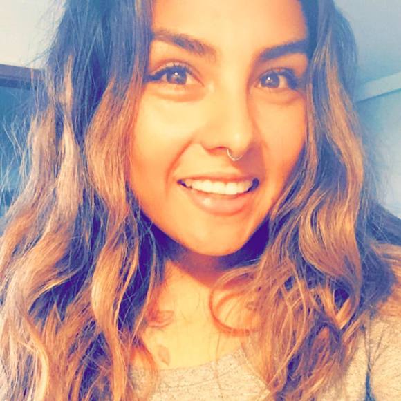 Meet your Posher, Briana - Picture 1 of 1