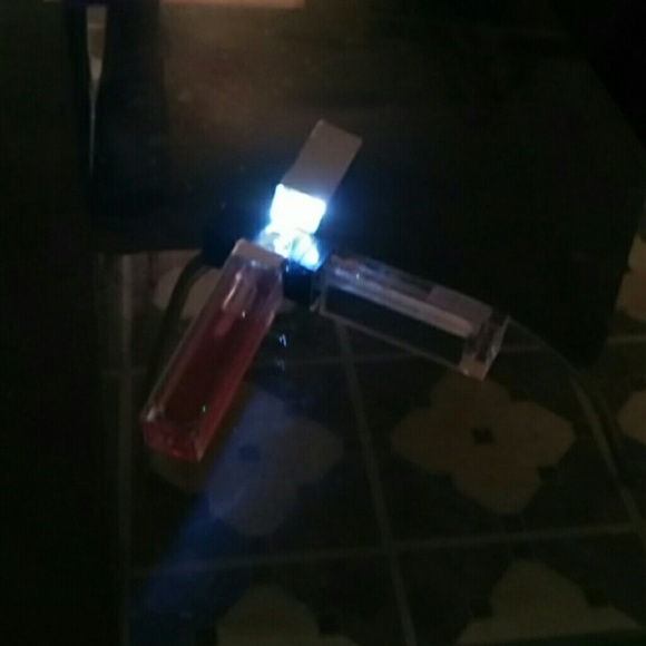 LED LIGHTUP LIP GLOSS