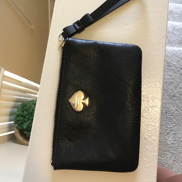 Never used!! Kate Spade wristlet. - Picture 2 of 4