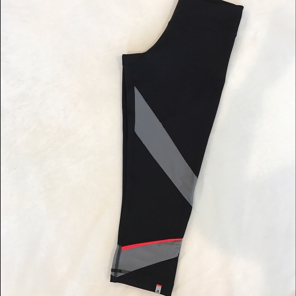 New Adidas leggings - Picture 3 of 4