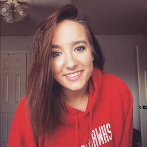 Meet your Posher, Michaela