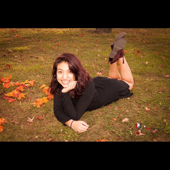 Meet your Posher, Clarissa