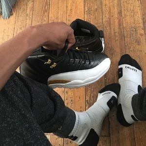 Jordan 12 wings