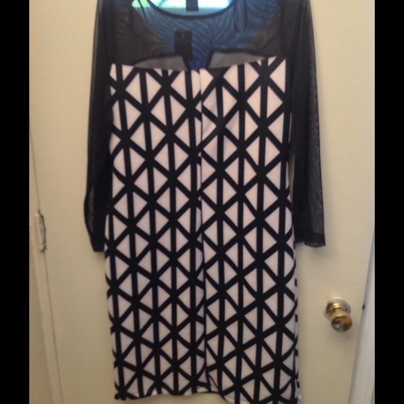 Black and White midi - Picture 2 of 4