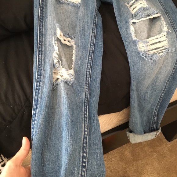 Hollister boyfriend jeans - Picture 2 of 4