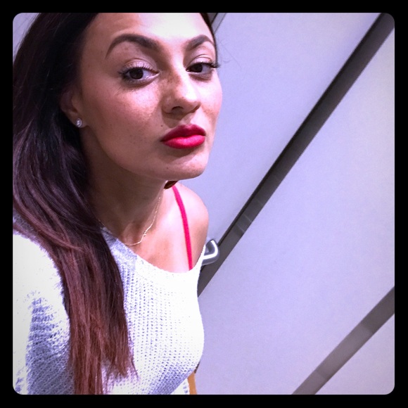 Meet your Posher, Sandi - Picture 1 of 1