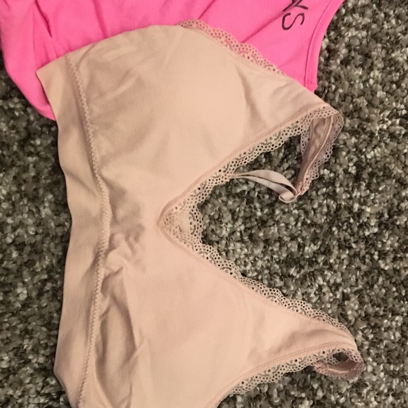 Tank+Bra - Picture 3 of 3