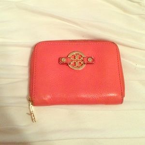Tory burch coral wallet