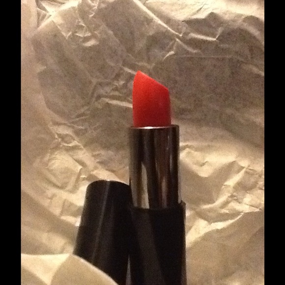 Mary Kay really red lip stick
