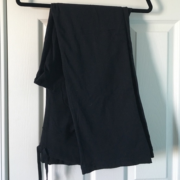 Lululemon bootleg yoga pants