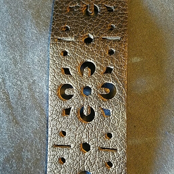 New Black 1x belt with floral cutout pattern