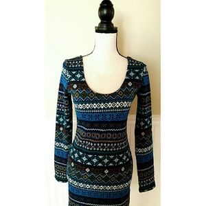 NWOT Blue/Teal Tribal Print Dress