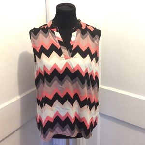 Sleeveless dress top