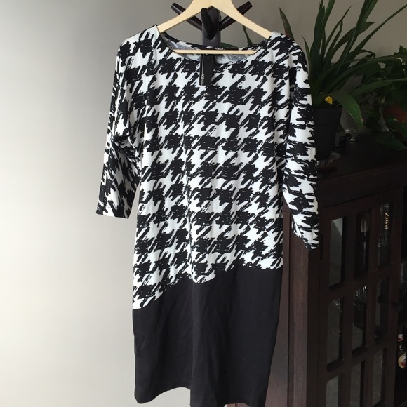 Black & White Houndstooth Dress NWT