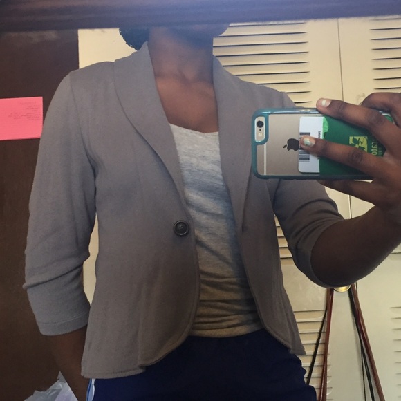 Grey blazer