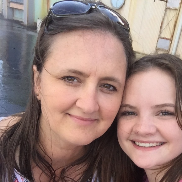 Meet your Posher, Anne - Picture 1 of 1