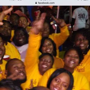 Meet your Posher, Crystal