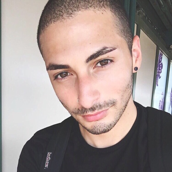 Meet your Posher, Nick - Picture 3 of 3