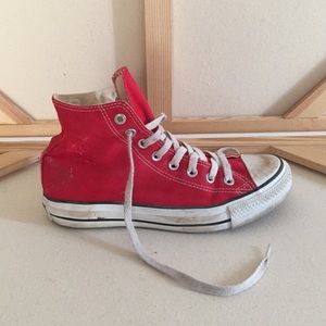 Distressed RED Converse high tops!