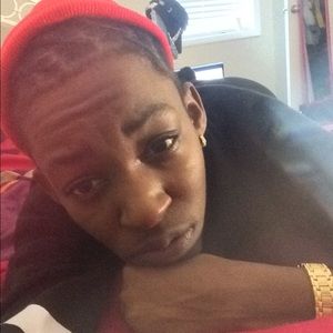 Meet your Posher, Roneisha