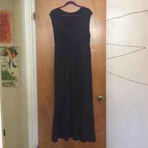 Maxi Dress - NAVY